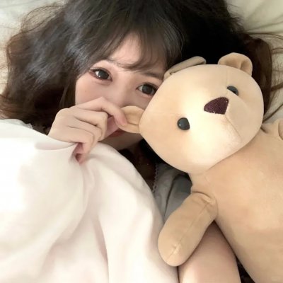 与鹦鹉同住